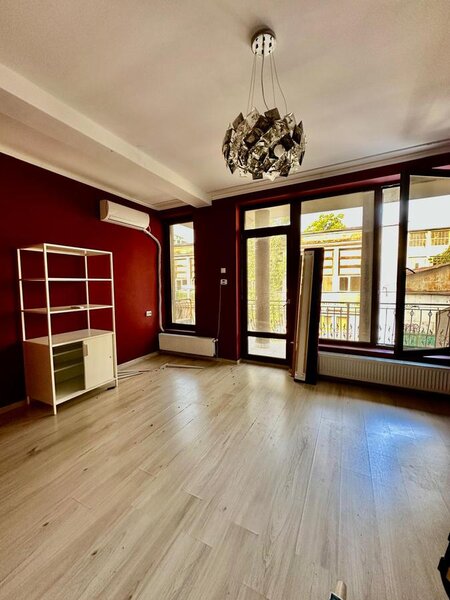 Timpuri Noi metrou, Vila P+2+M, nemobilata